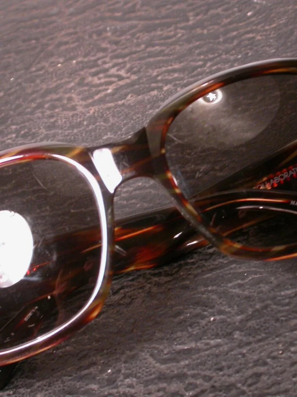 Linda Farrow Designer Tortoise Round Sunglasses  Made in Japan
